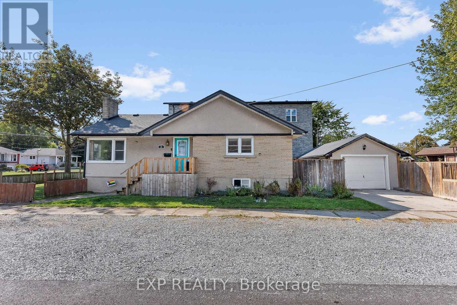 2 HOMEWOOD AVENUE, Port Colborne, Ontario