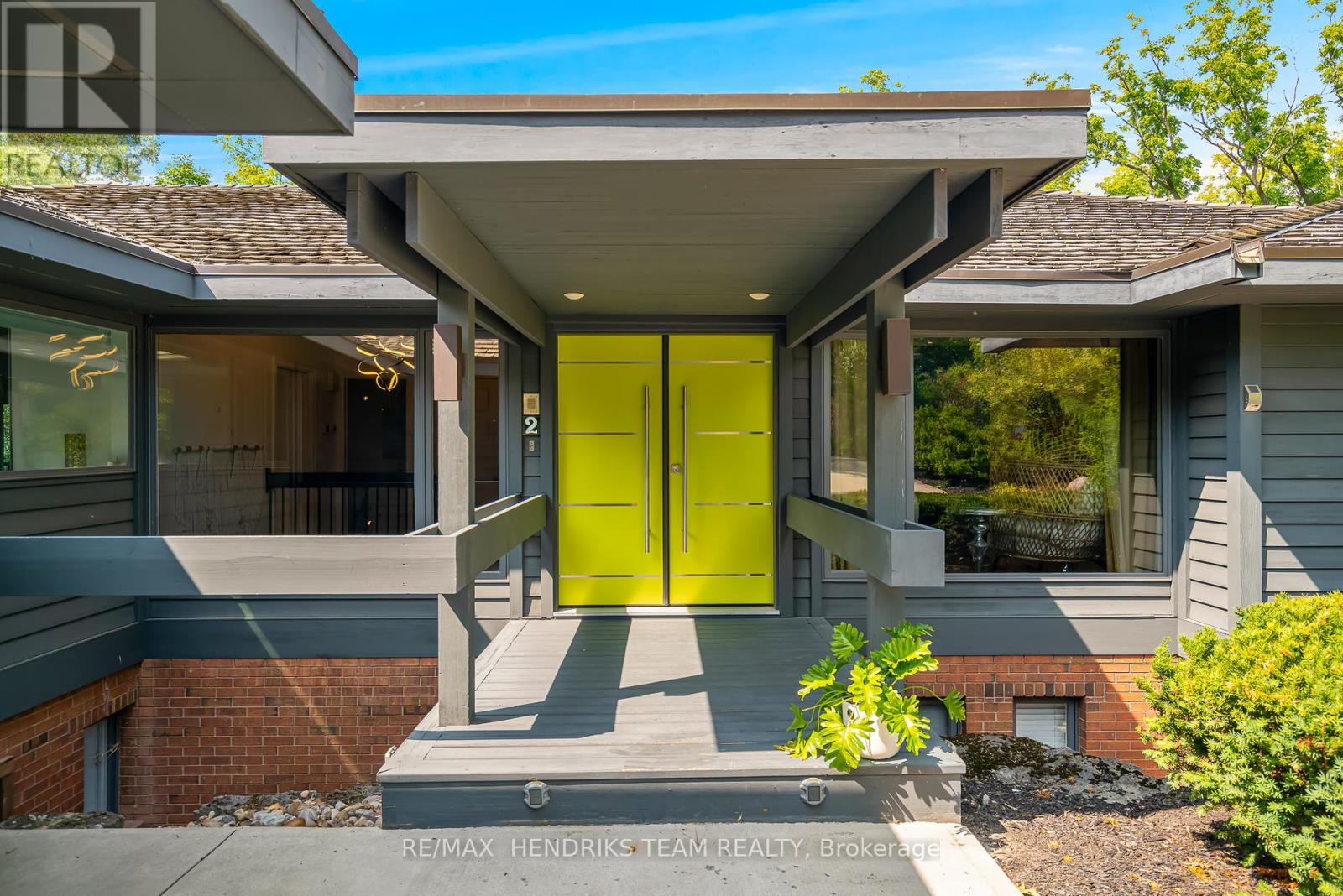 2 Briarfield Crescent, St. Catharines, Ontario  L2T 3T5 - Photo 3 - X12425903