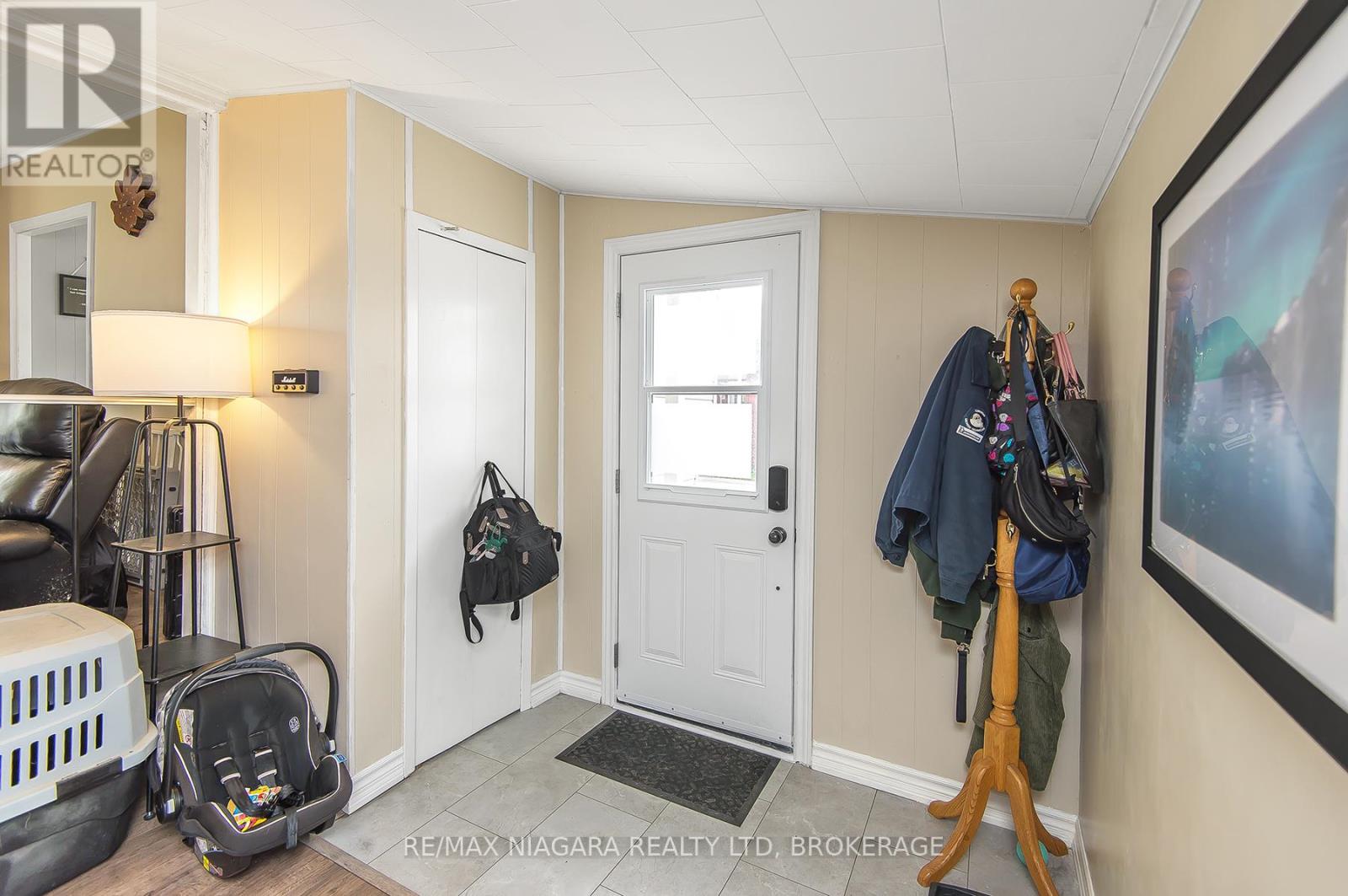 4599 Abigail Lane, Lincoln (Beamsville), Ontario  L3J 0W1 - Photo 23 - X12425918