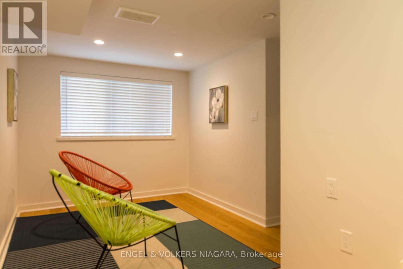 89 Byron Street, Niagara-On-The-Lake, Ontario  L0S 1J0 - Photo 20 - X12425920