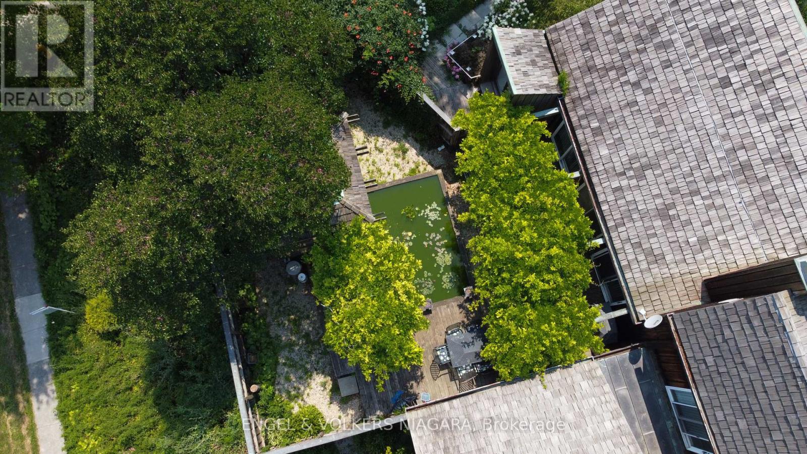 89 Byron Street, Niagara-On-The-Lake, Ontario  L0S 1J0 - Photo 34 - X12425920