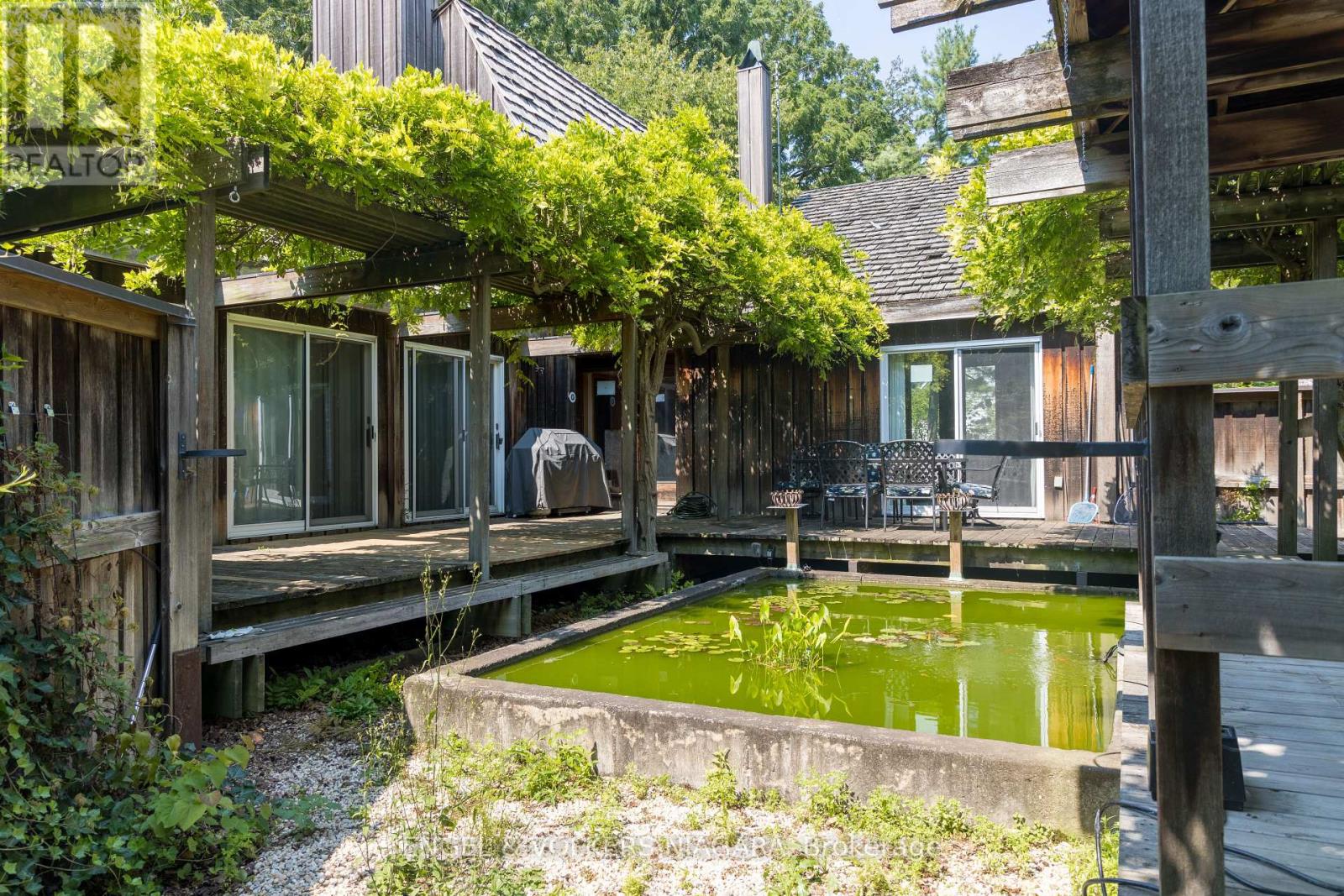 89 Byron Street, Niagara-On-The-Lake, Ontario  L0S 1J0 - Photo 7 - X12425920