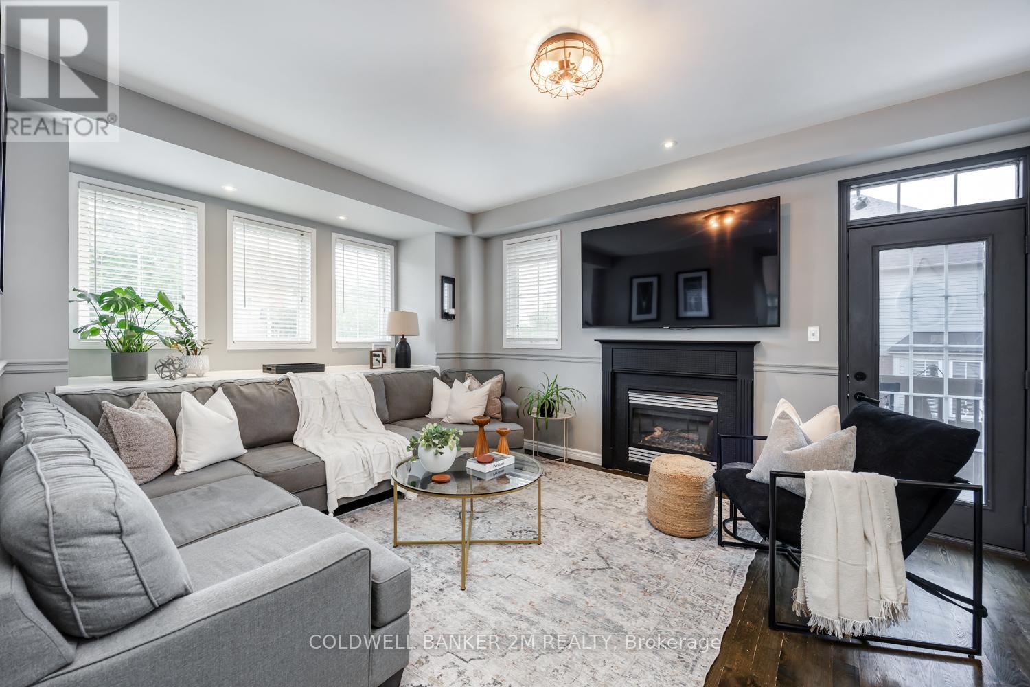 2 Woodbine Place, Oshawa, Ontario  L1L 1C5 - Photo 12 - E12425884