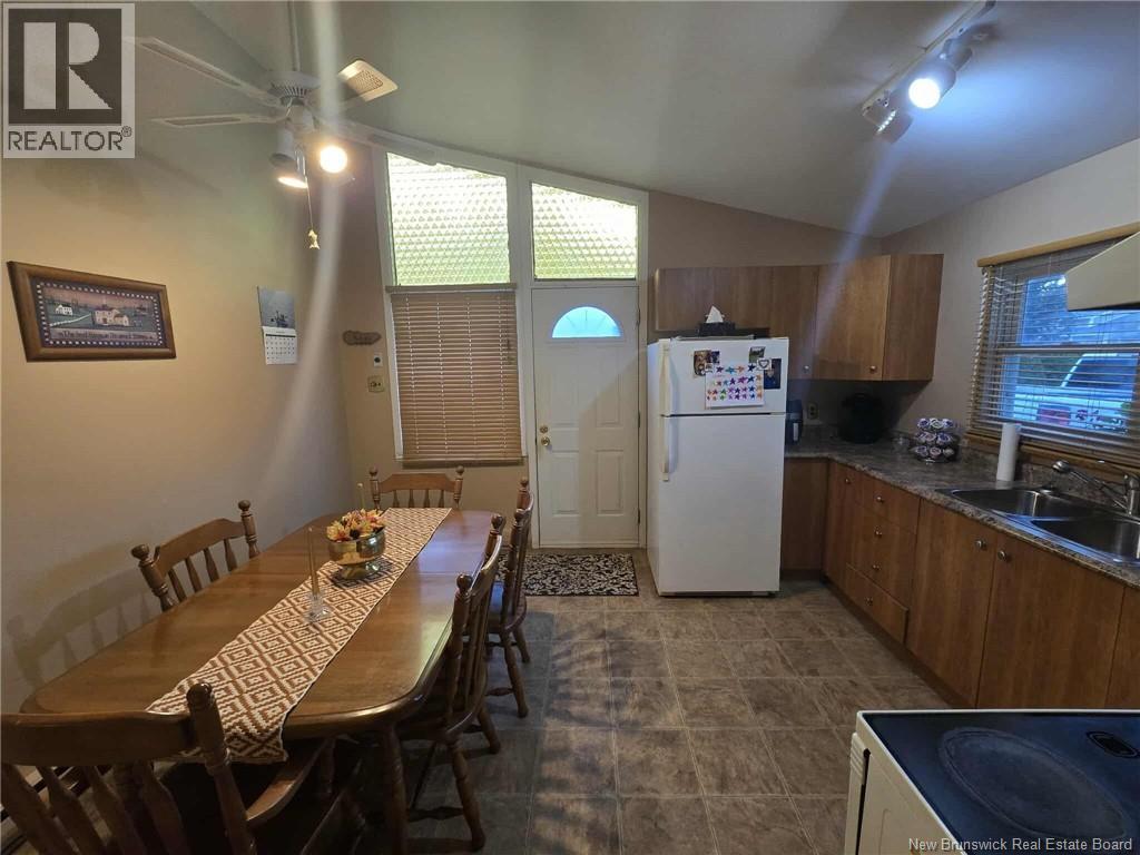 1205 Centennial Street, Bathurst, New Brunswick  E2A 4A9 - Photo 13 - NB127356