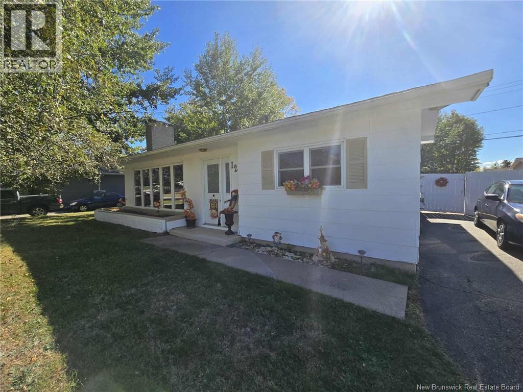 1205 Centennial Street, Bathurst, New Brunswick  E2A 4A9 - Photo 2 - NB127356
