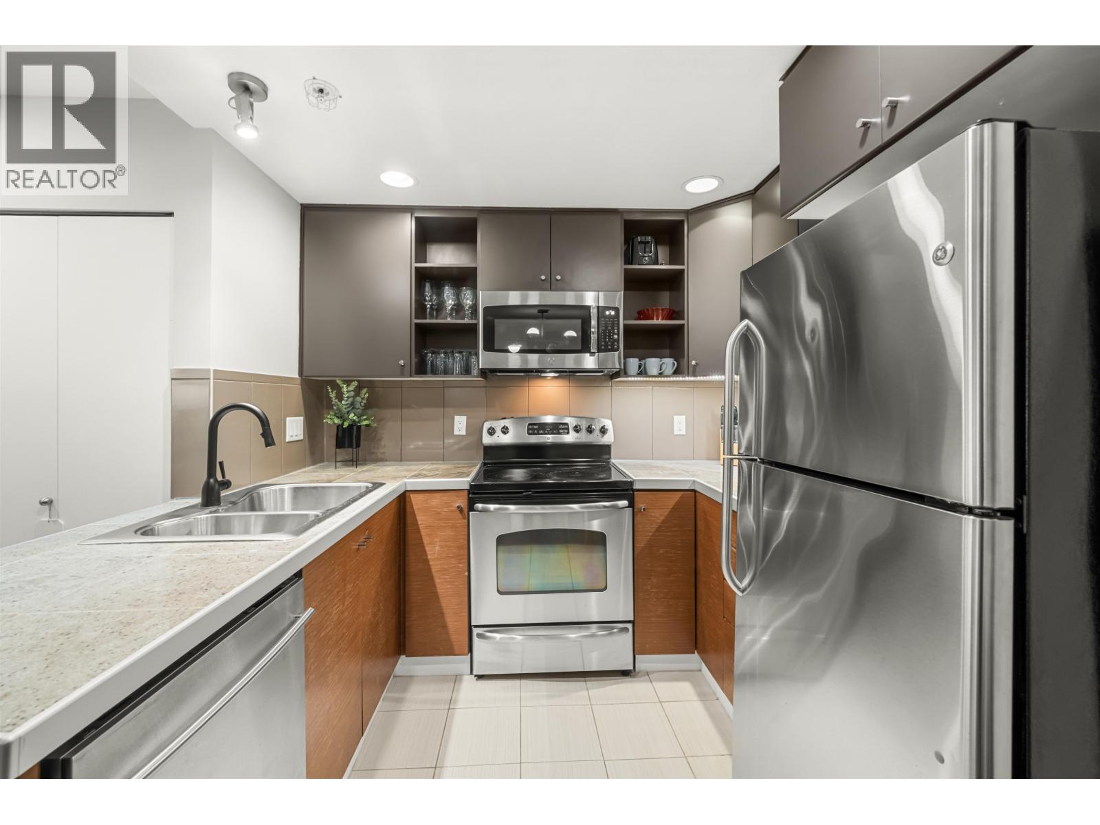 78 728 W 14th Street, North Vancouver, British Columbia  V7M 0A8 - Photo 4 - R3052175