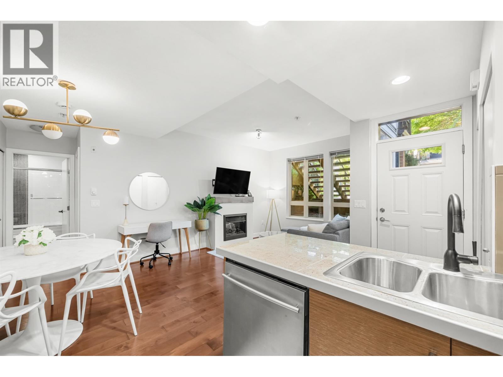 78 728 W 14th Street, North Vancouver, British Columbia  V7M 0A8 - Photo 5 - R3052175