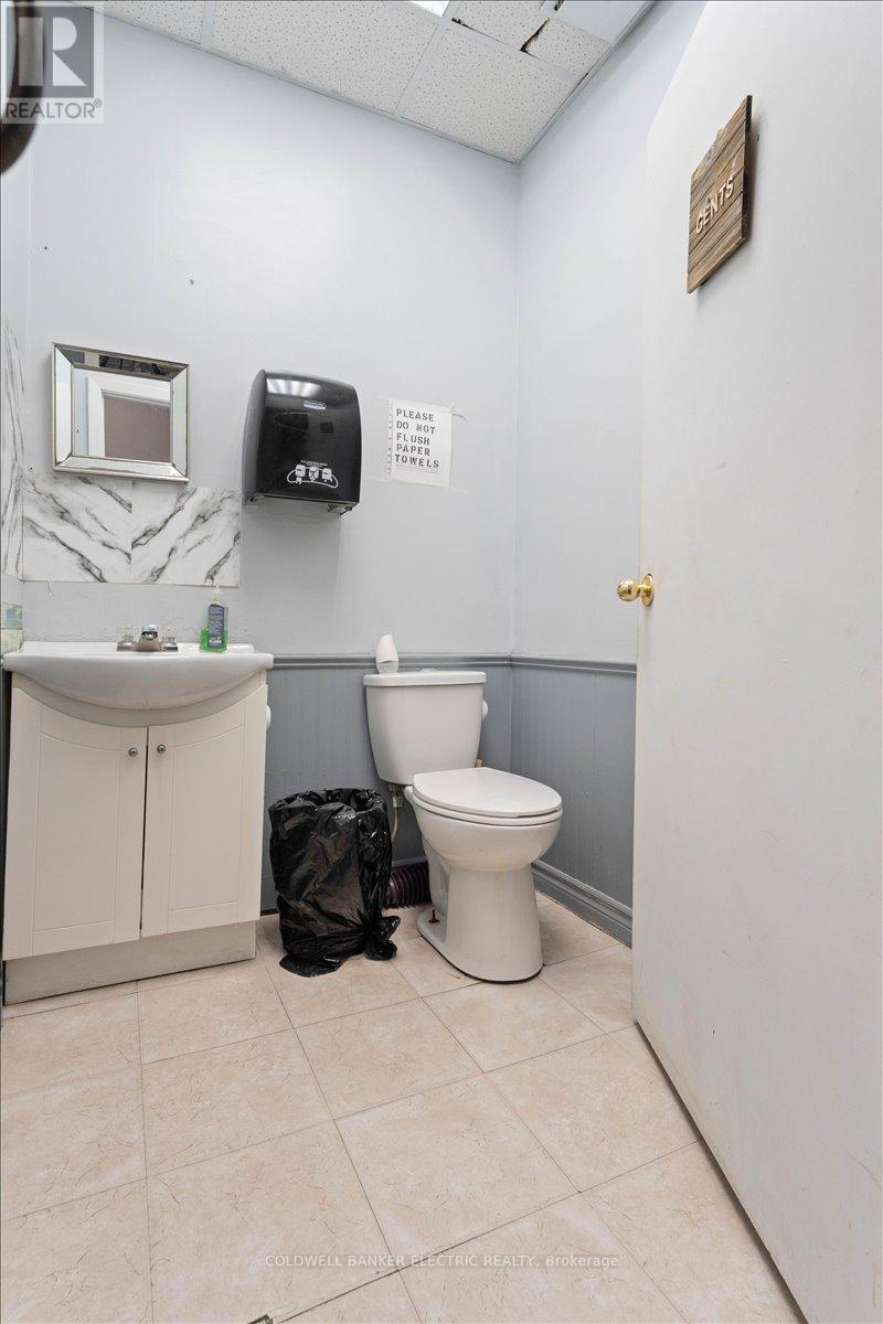 833 Chemong Road, Peterborough, Ontario  K9H 5Z5 - Photo 11 - X12425850