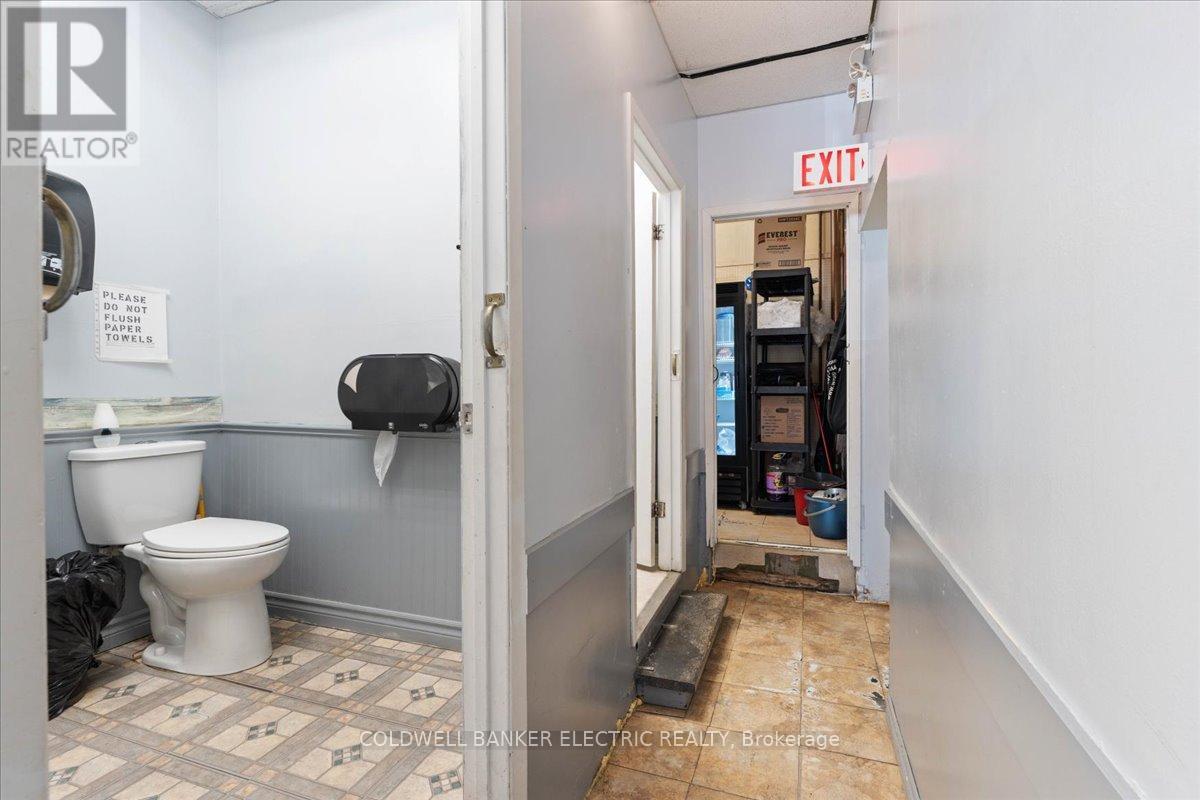 833 Chemong Road, Peterborough, Ontario  K9H 5Z5 - Photo 13 - X12425850