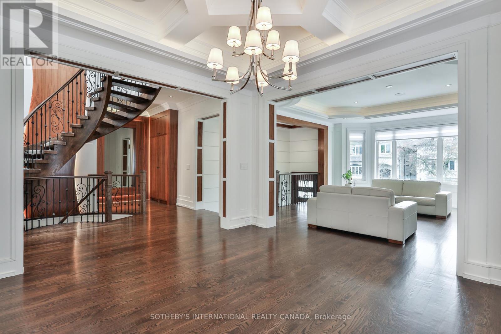 128 Park Home Avenue, Toronto, Ontario  M2N 1W8 - Photo 17 - C12425739