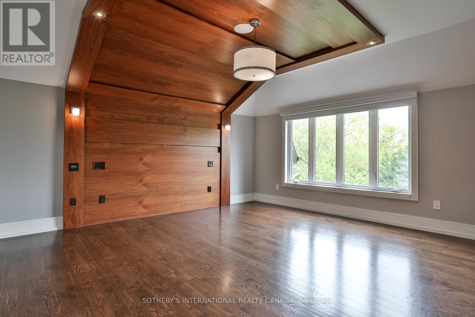 128 Park Home Avenue, Toronto, Ontario  M2N 1W8 - Photo 32 - C12425739