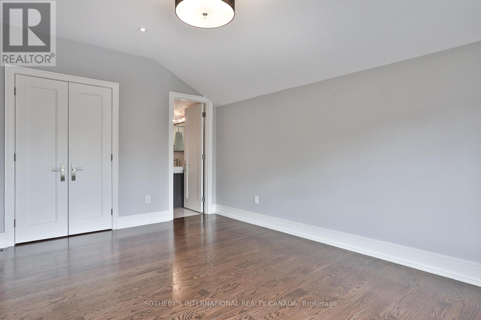 128 Park Home Avenue, Toronto, Ontario  M2N 1W8 - Photo 38 - C12425739