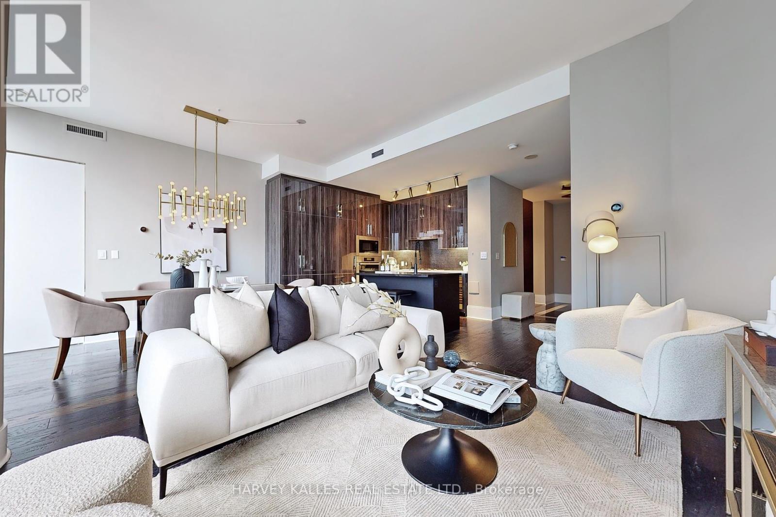 813 - 29 Queens Quay E, Toronto, Ontario  M5E 0A4 - Photo 11 - C12425747