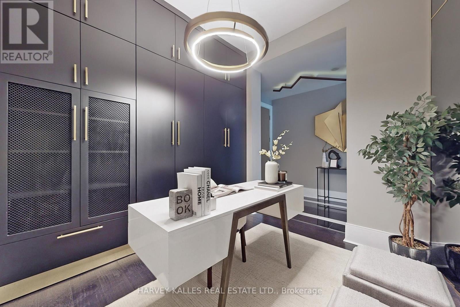 813 - 29 Queens Quay E, Toronto, Ontario  M5E 0A4 - Photo 31 - C12425747
