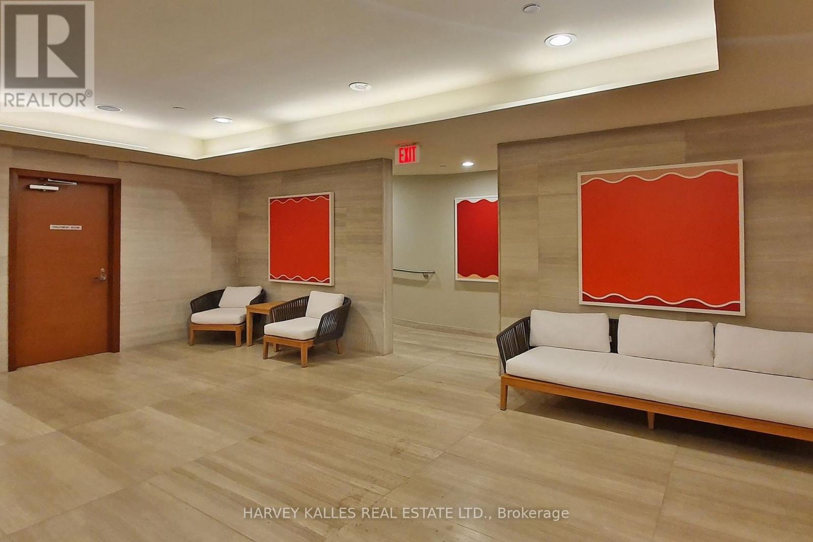 813 - 29 Queens Quay E, Toronto, Ontario  M5E 0A4 - Photo 46 - C12425747