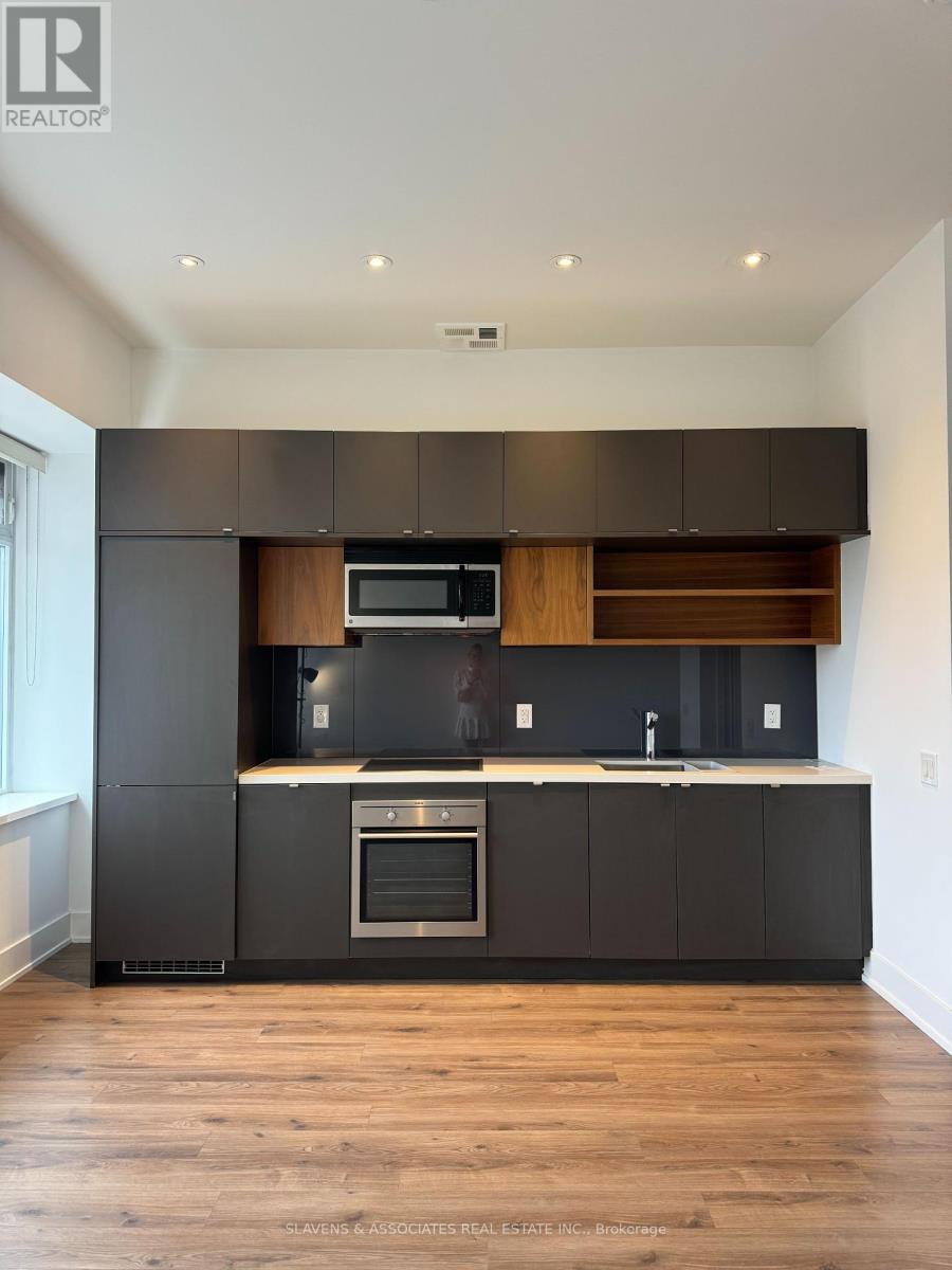 416 - 111 St Clair Avenue W, Toronto, Ontario  M4V 1N5 - Photo 9 - C12425757