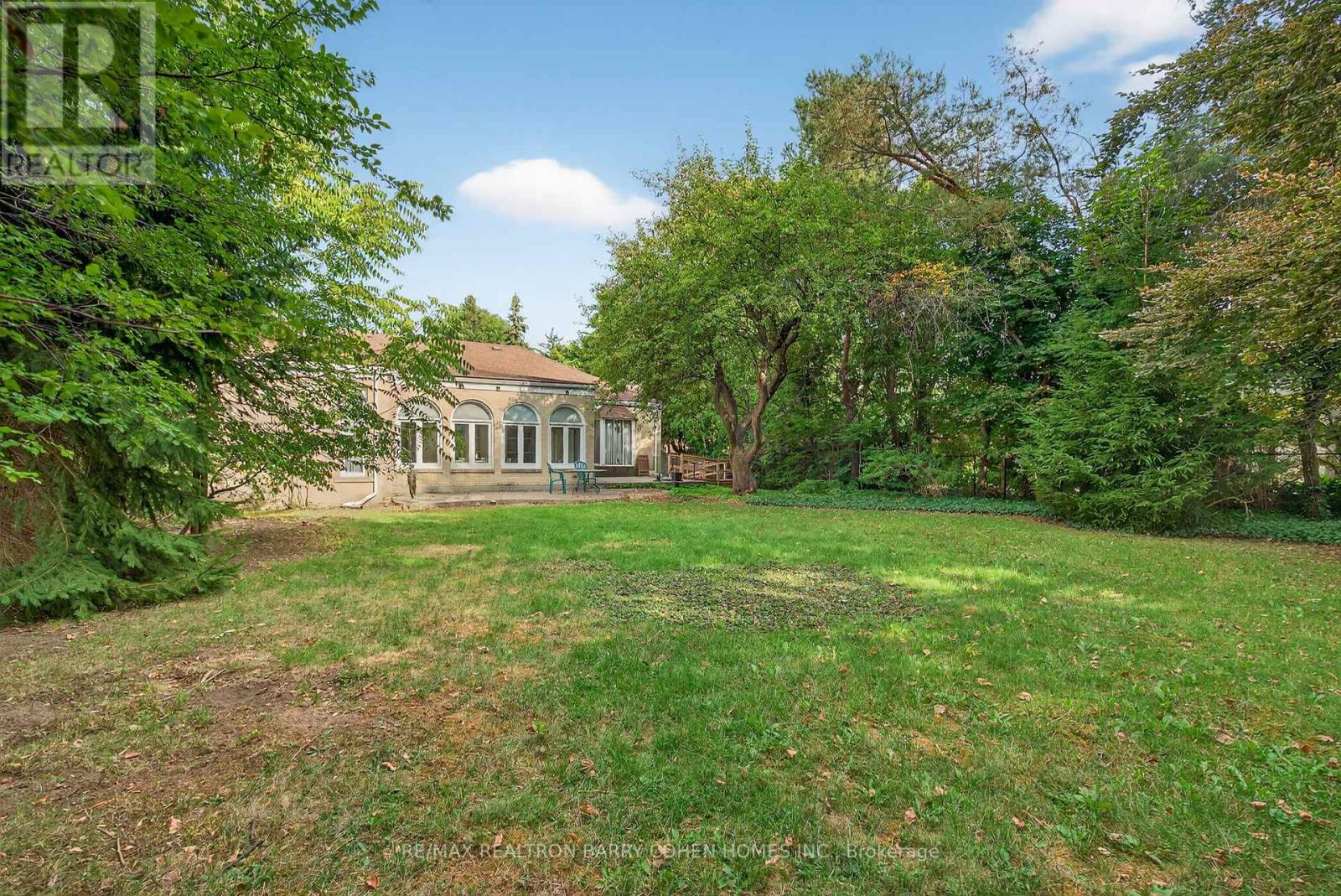 6 Gerald Street, Toronto, Ontario  M2L 2M5 - Photo 30 - C12425789