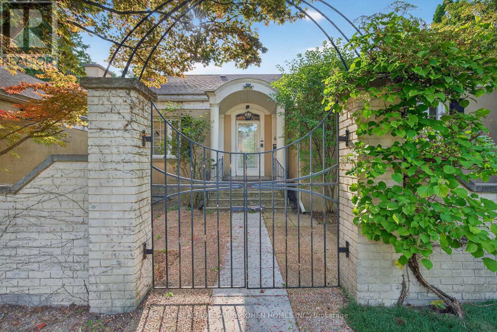 6 Gerald Street, Toronto, Ontario  M2L 2M5 - Photo 4 - C12425789