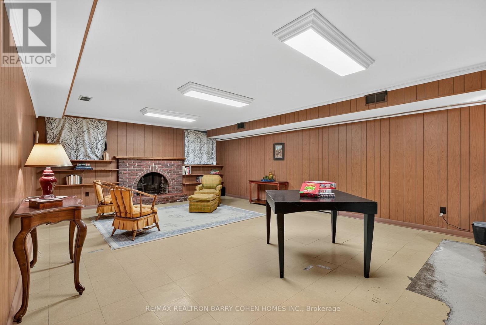 6 Gerald Street, Toronto, Ontario  M2L 2M5 - Photo 9 - C12425789