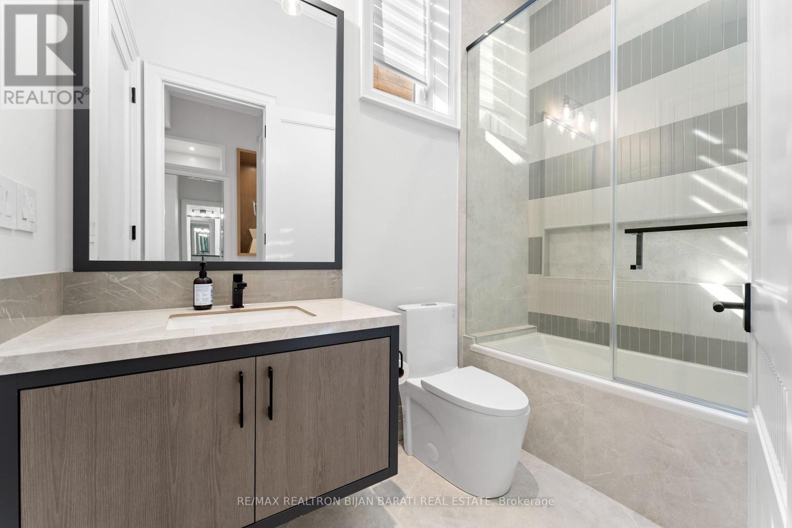 20 Tobruk Crescent, Toronto, Ontario  M2M 3B4 - Photo 38 - C12425794