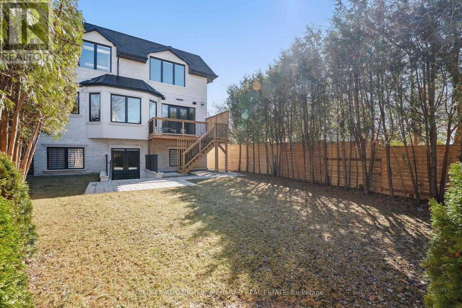 20 Tobruk Crescent, Toronto, Ontario  M2M 3B4 - Photo 39 - C12425794