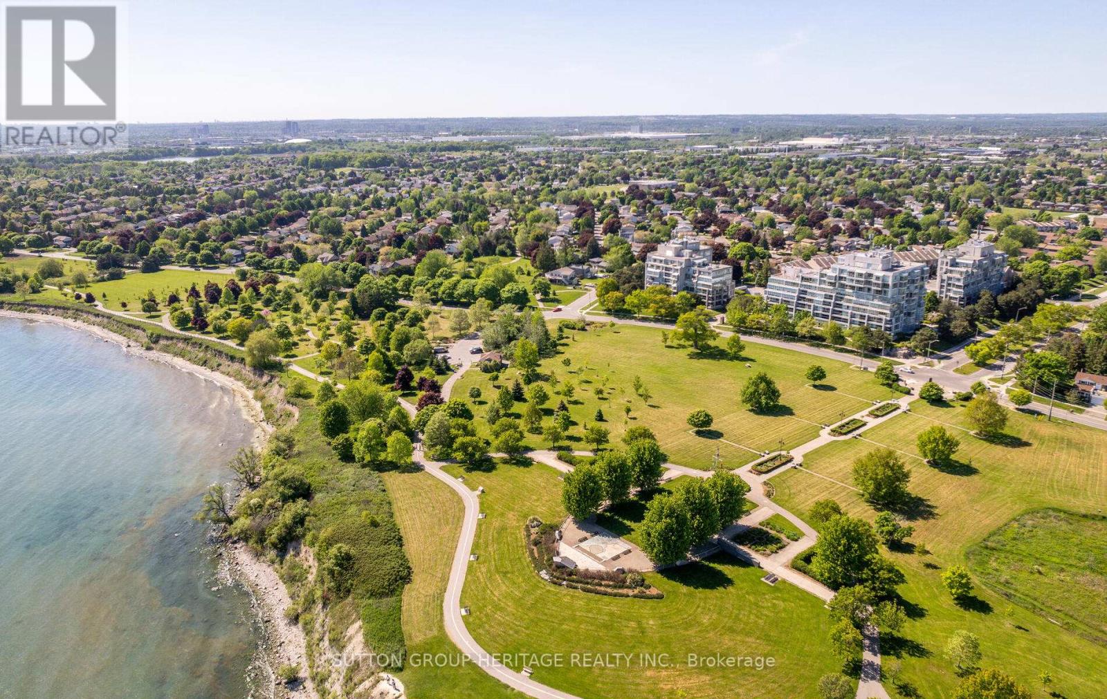 2 Cumberland Lane, Ajax, Ontario  L1S 7K4 - Photo 32 - E12425682