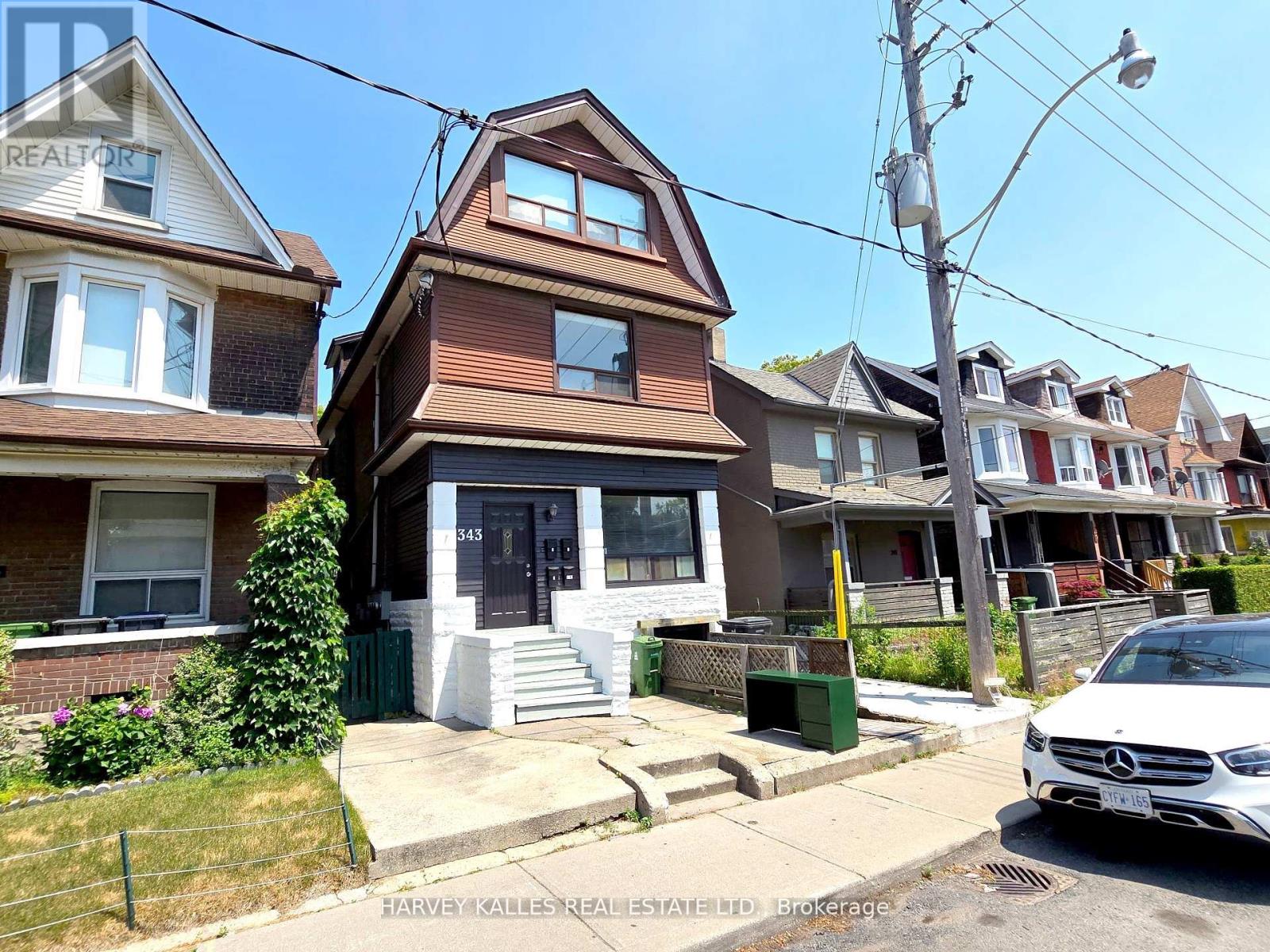 343 GREENWOOD AVENUE, Toronto, Ontario