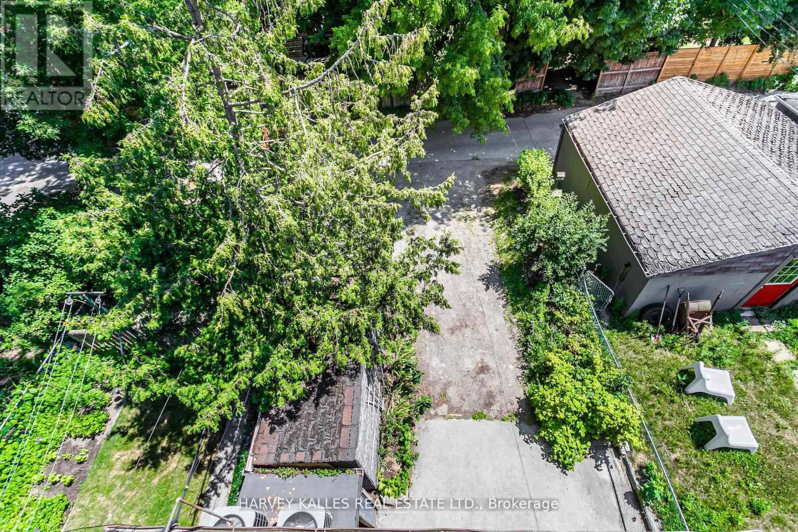 343 Greenwood Avenue, Toronto, Ontario  M4L 2R6 - Photo 31 - E12425776