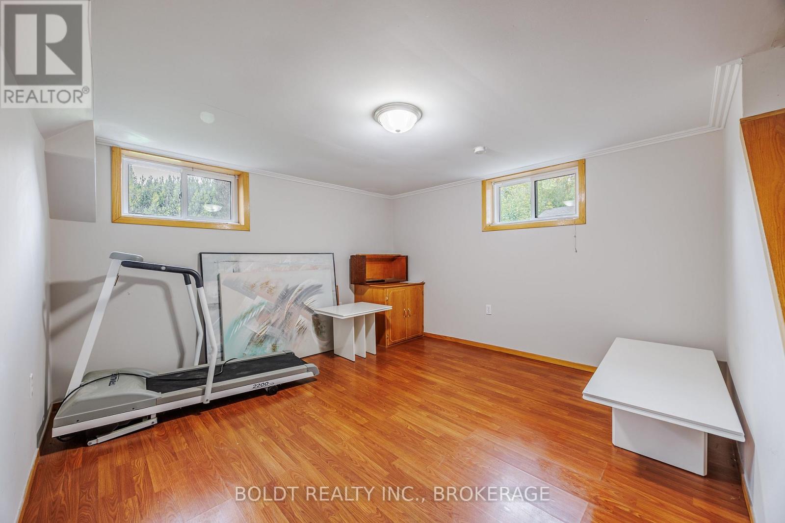 1591 Concession 4 Road, Niagara-On-The-Lake, Ontario  L0S 1J0 - Photo 21 - X12424378