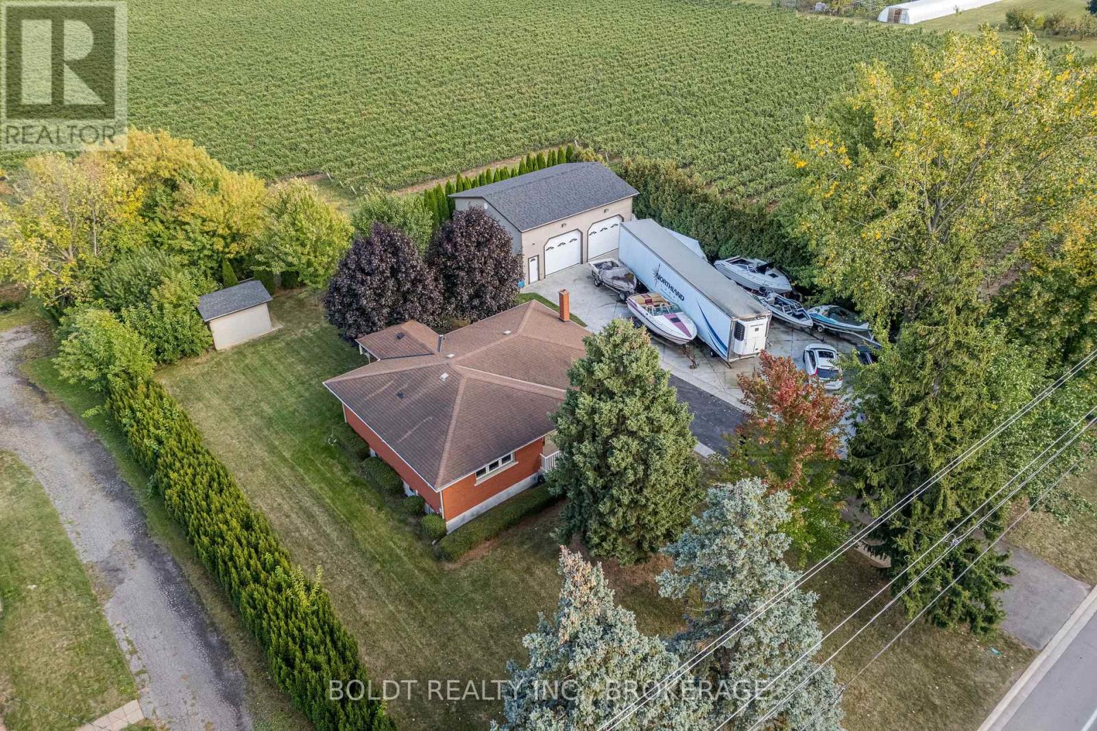 1591 Concession 4 Road, Niagara-On-The-Lake, Ontario  L0S 1J0 - Photo 4 - X12424378