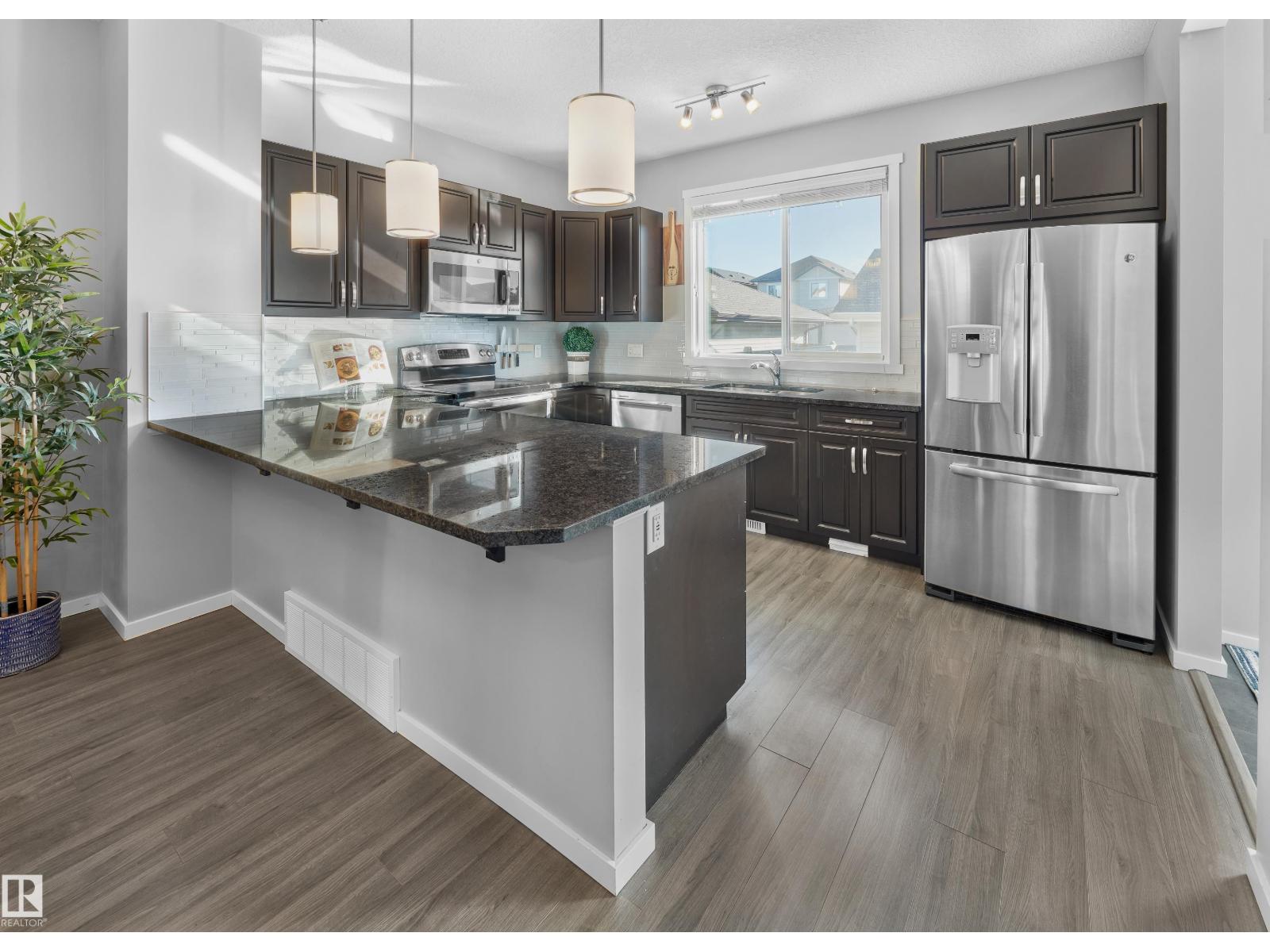 4223 Allan Li Sw, Edmonton, Alberta  T6W 2K1 - Photo 9 - E4459386