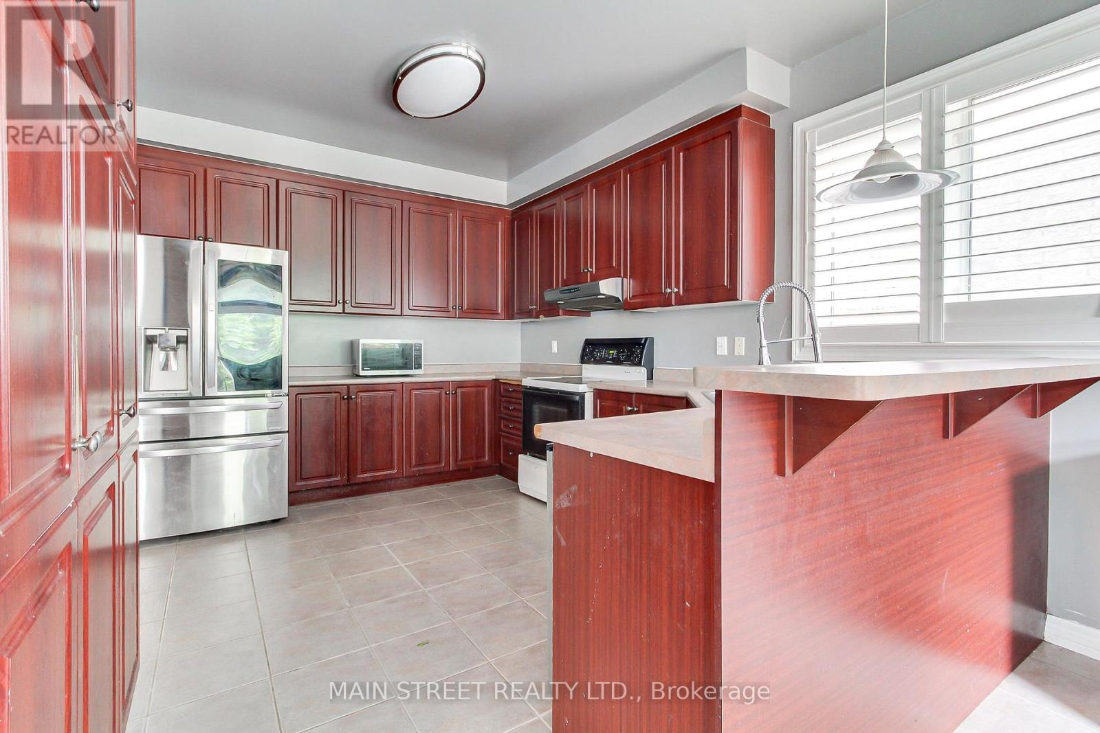 4 Cider Crescent Crescent, Richmond Hill, Ontario  L4E 4A4 - Photo 5 - N12425636