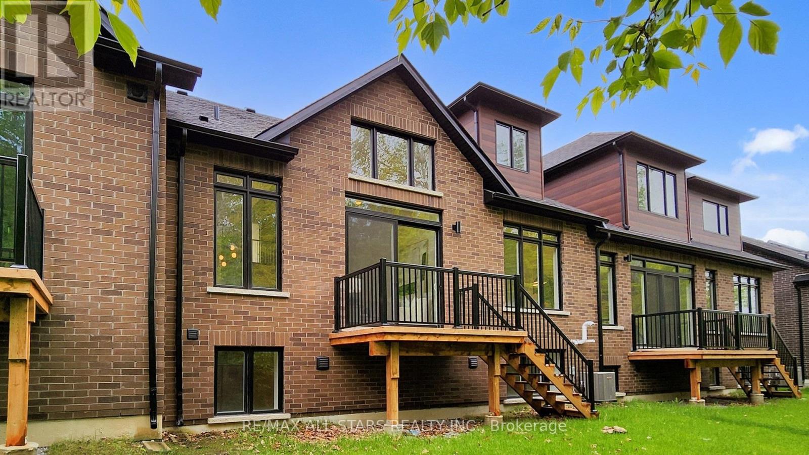 3 Lois Torrance Trail, Uxbridge, Ontario  L9P 0R9 - Photo 7 - N12425643