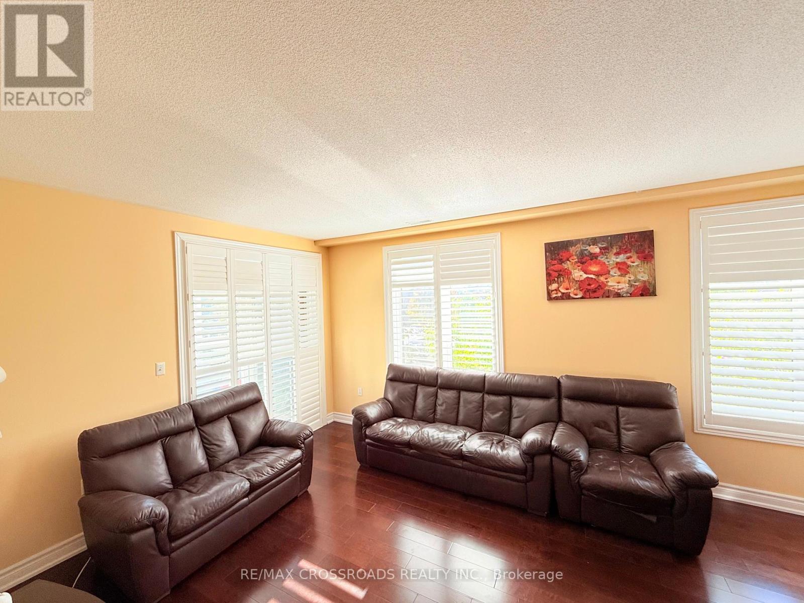 211 - 7340 Markham Road, Markham, Ontario  L3S 0B1 - Photo 2 - N12425693