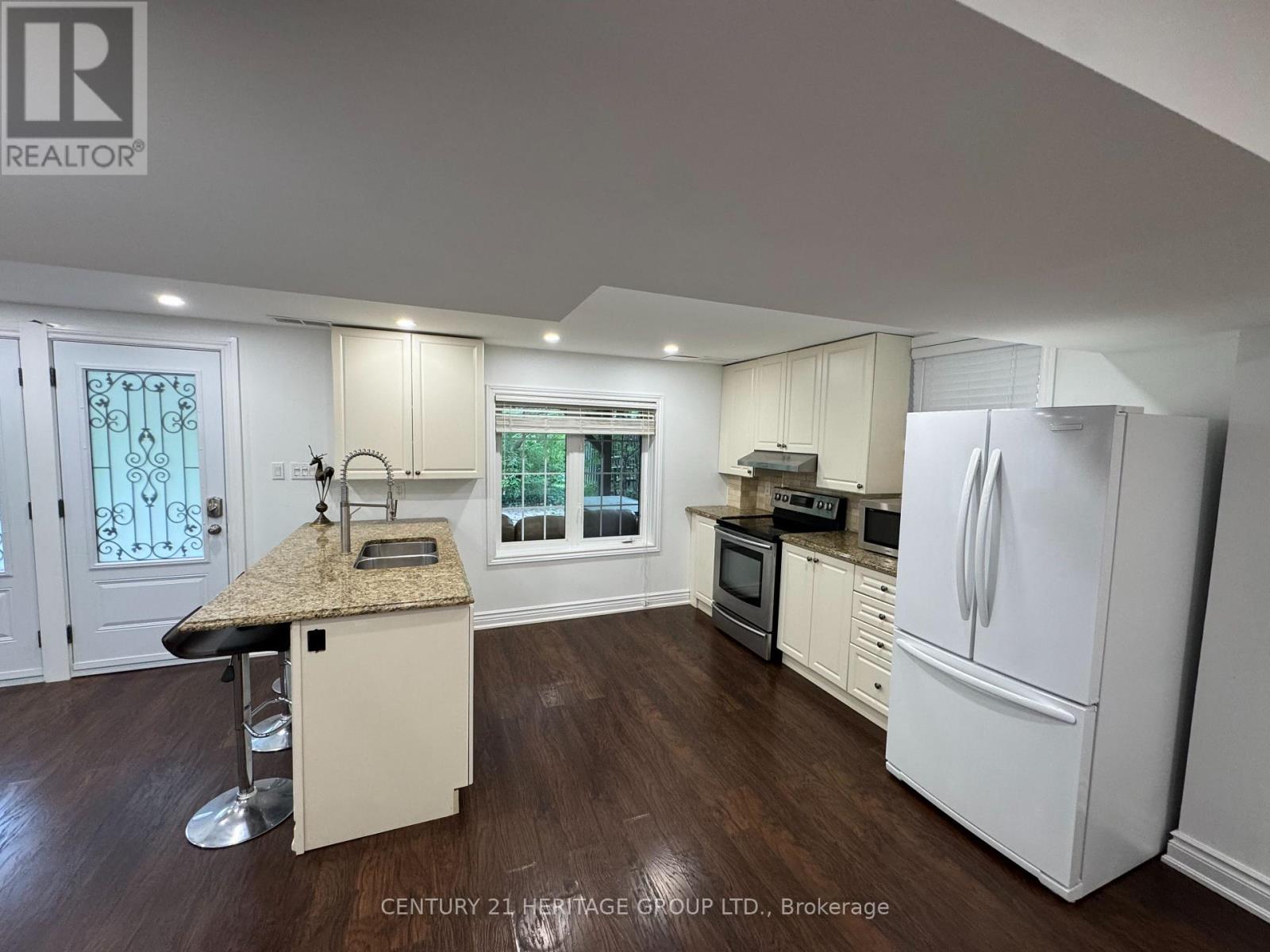 229 Willis Drive, Aurora, Ontario  L4G 7M2 - Photo 35 - N12425694