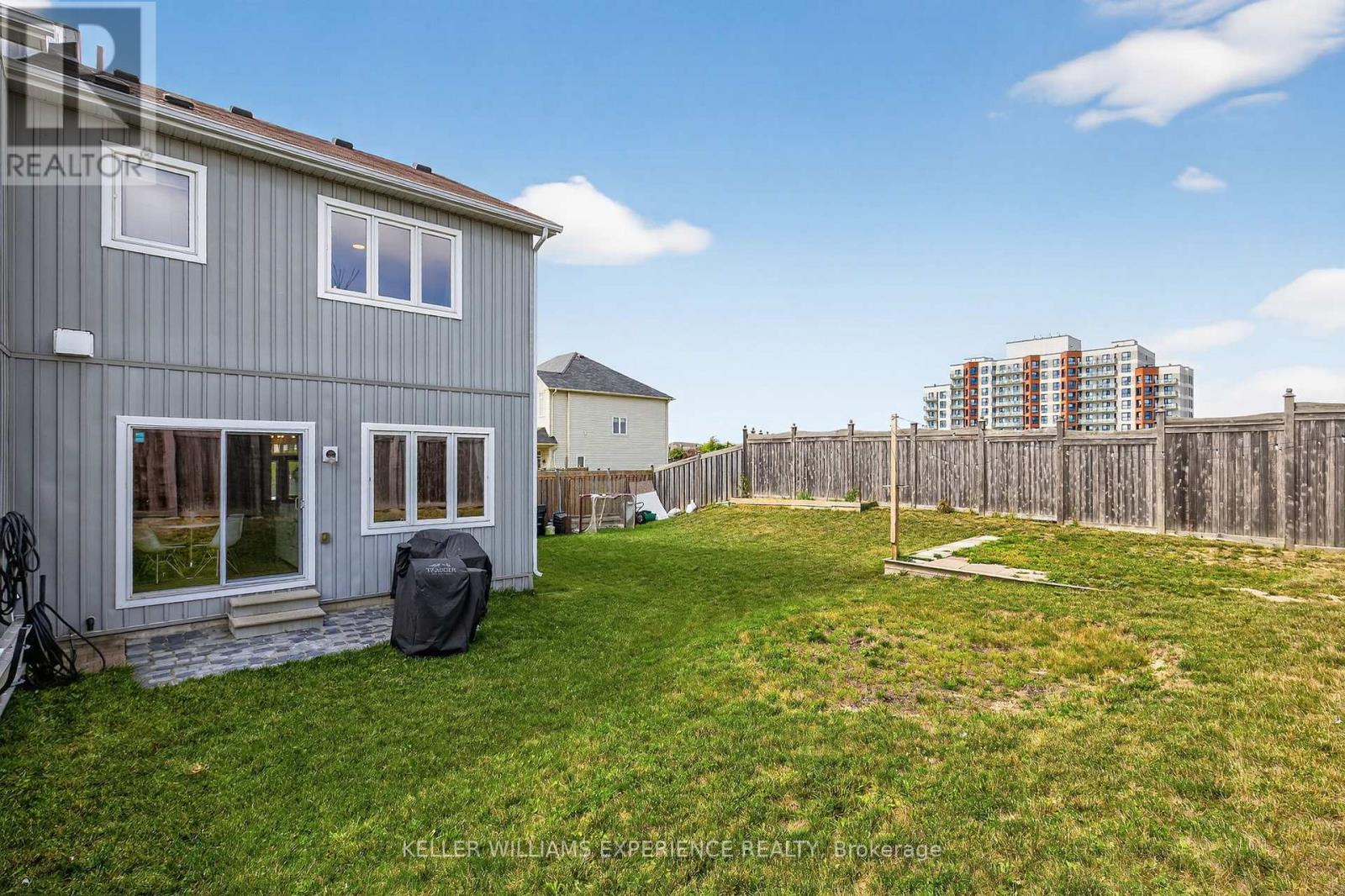 70 Pearcey Crescent, Barrie, Ontario  L4N 6R7 - Photo 17 - S12425660