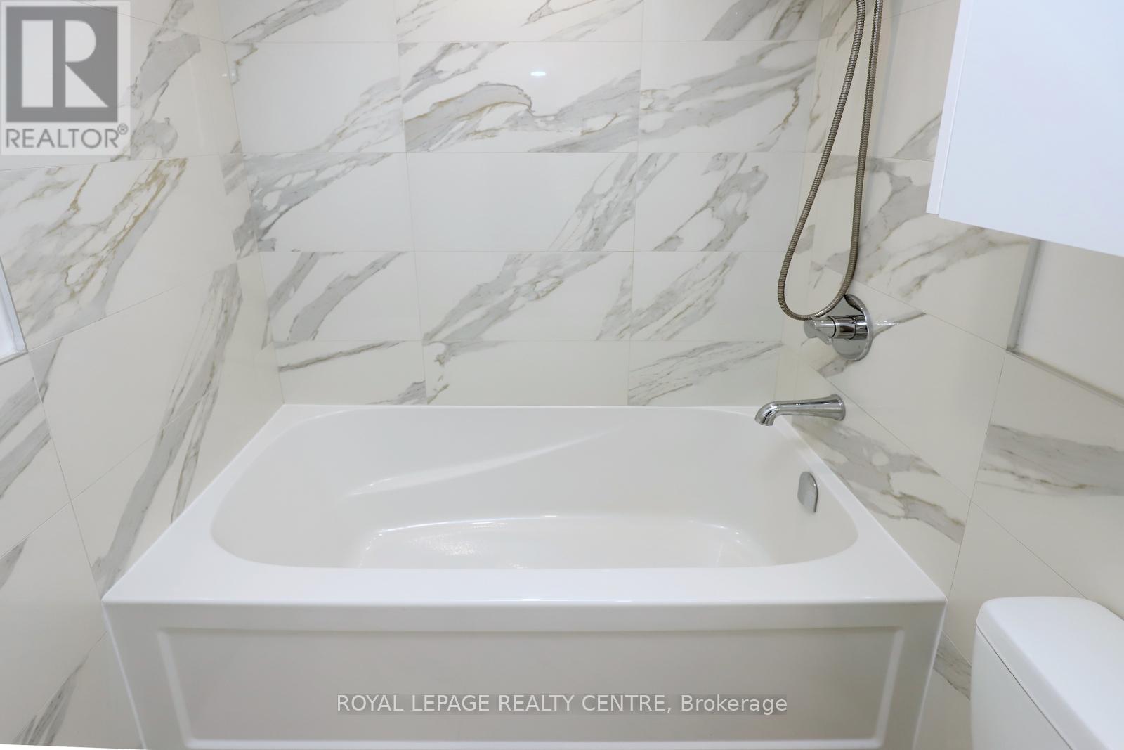 605 - 551 The West Mall, Toronto, Ontario  M9C 1G7 - Photo 20 - W12422121