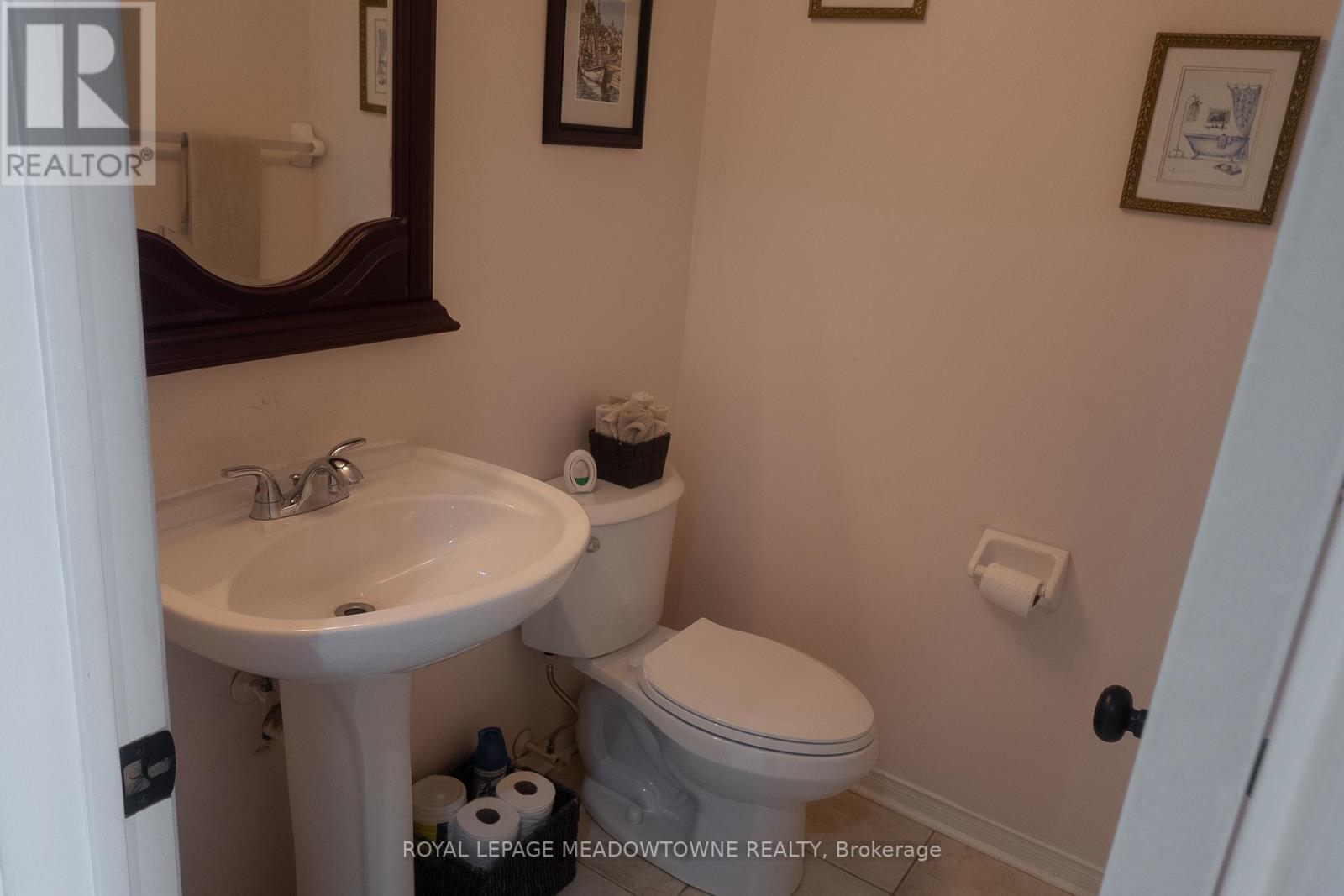 47 Earl Grey Crescent, Brampton, Ontario  L7A 2L2 - Photo 11 - W12425675