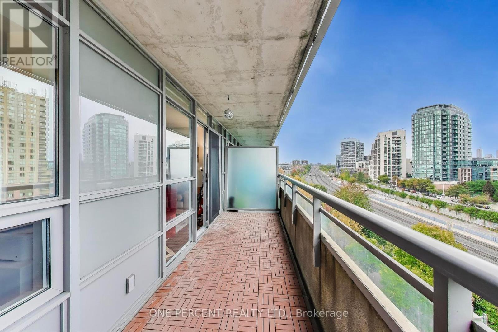 723 - 38 Joe Shuster Way, Toronto, Ontario  M6K 0A5 - Photo 15 - W12425679