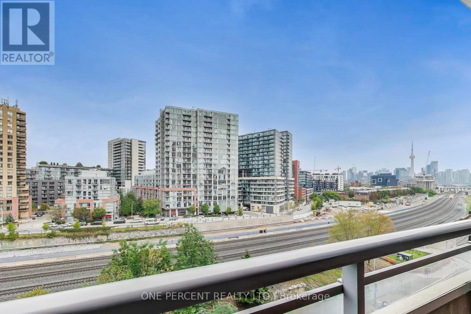 723 - 38 Joe Shuster Way, Toronto, Ontario  M6K 0A5 - Photo 17 - W12425679