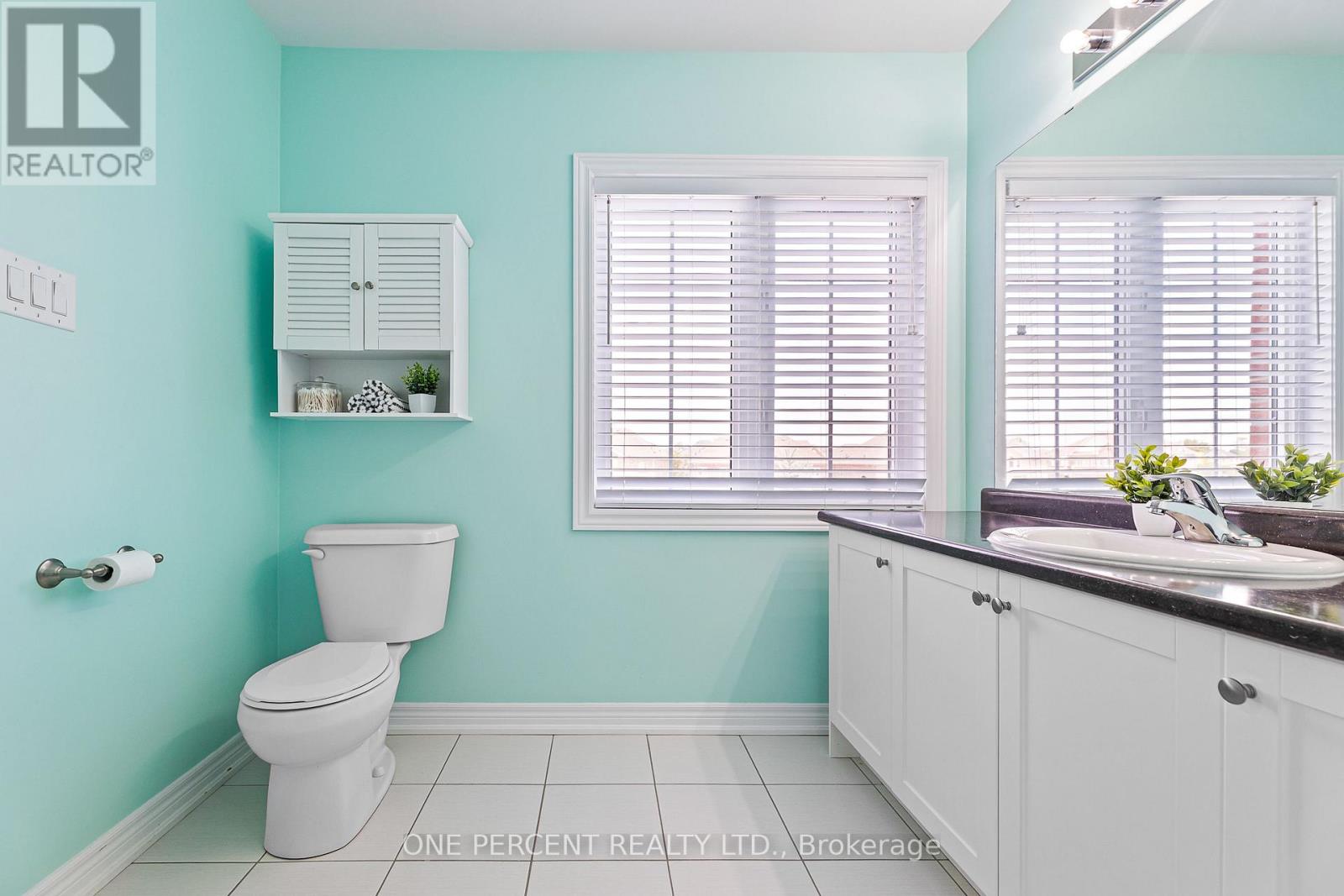 102 Monkton Circle, Brampton, Ontario  L6Y 5Z5 - Photo 23 - W12425684