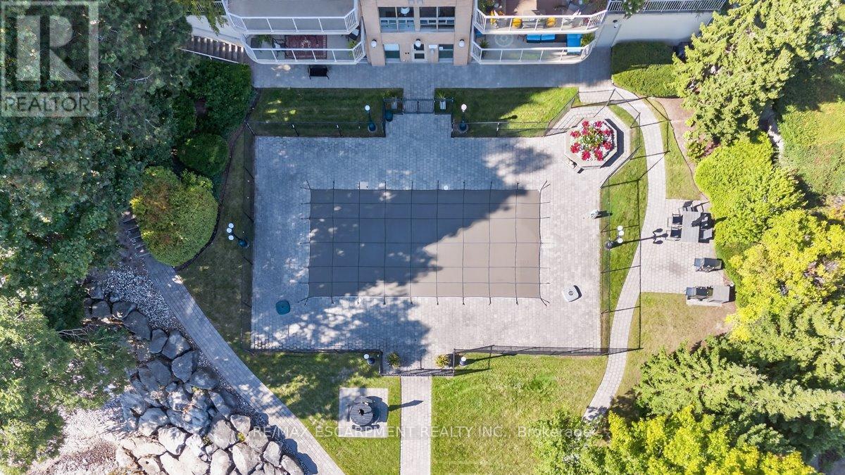 203 - 2210 Lakeshore Road, Burlington (Brant), Ontario  L7R 4J9 - Photo 12 - W12425689
