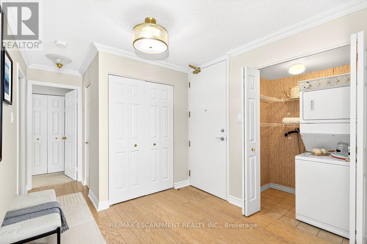 203 - 2210 Lakeshore Road, Burlington (Brant), Ontario  L7R 4J9 - Photo 31 - W12425689