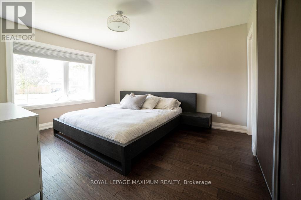 76 Langholm Drive, Toronto, Ontario  M3M 2R8 - Photo 13 - W12425690