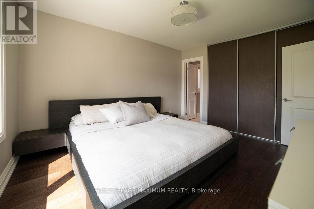 76 Langholm Drive, Toronto, Ontario  M3M 2R8 - Photo 14 - W12425690