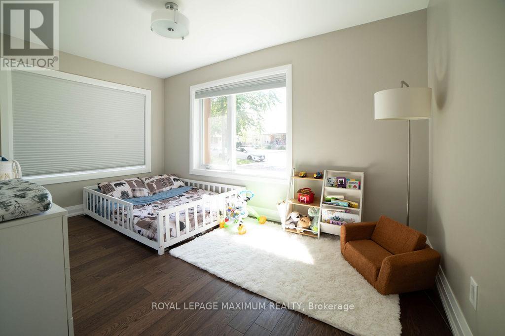 76 Langholm Drive, Toronto, Ontario  M3M 2R8 - Photo 21 - W12425690