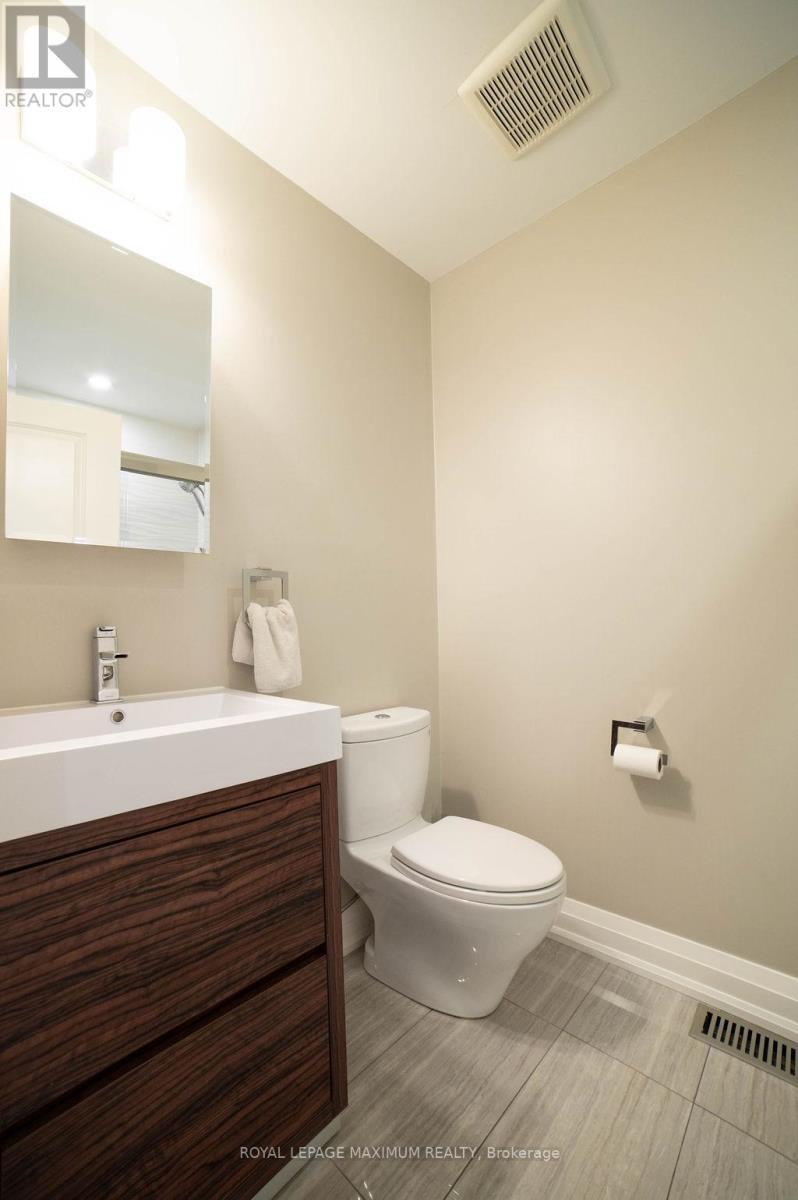 76 Langholm Drive, Toronto, Ontario  M3M 2R8 - Photo 23 - W12425690