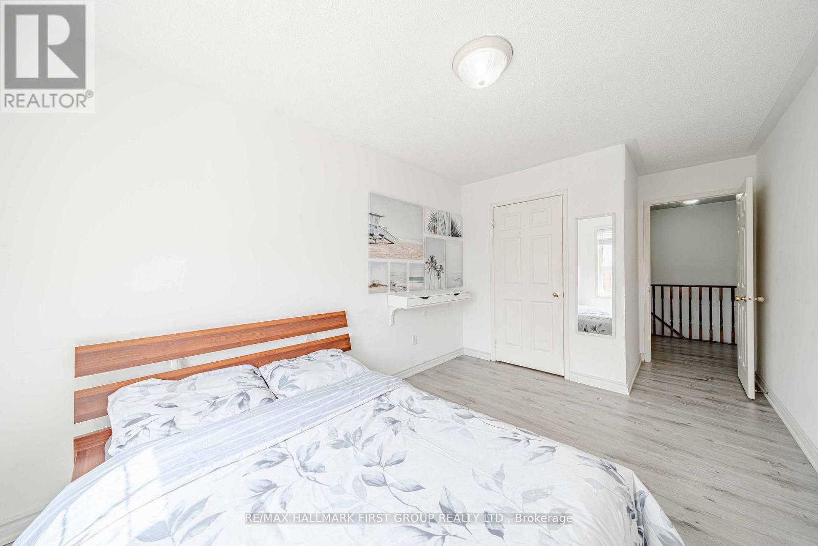 19 Kidd Terrace, Toronto, Ontario  M3J 3S9 - Photo 38 - W12425770