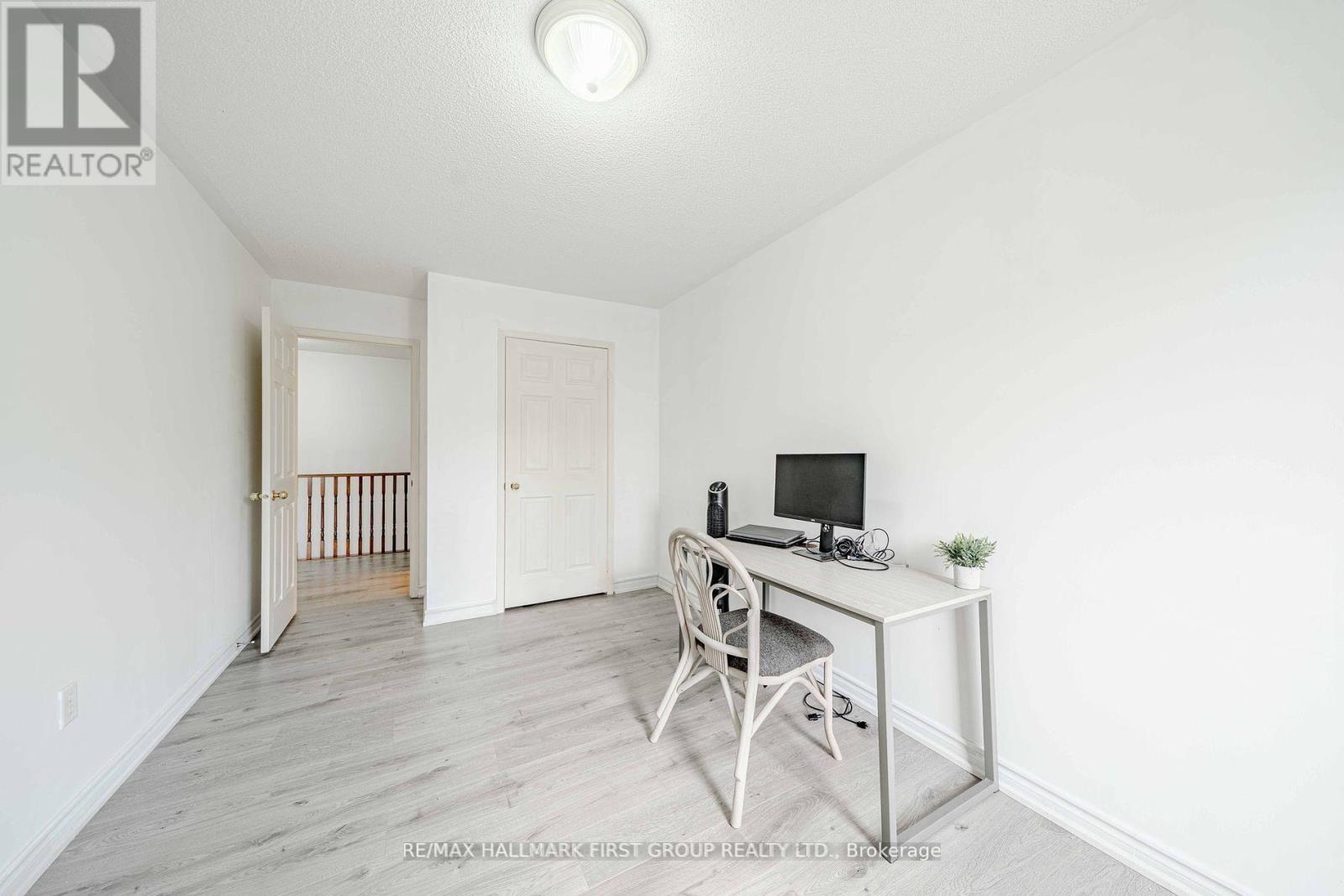 19 Kidd Terrace, Toronto, Ontario  M3J 3S9 - Photo 40 - W12425770