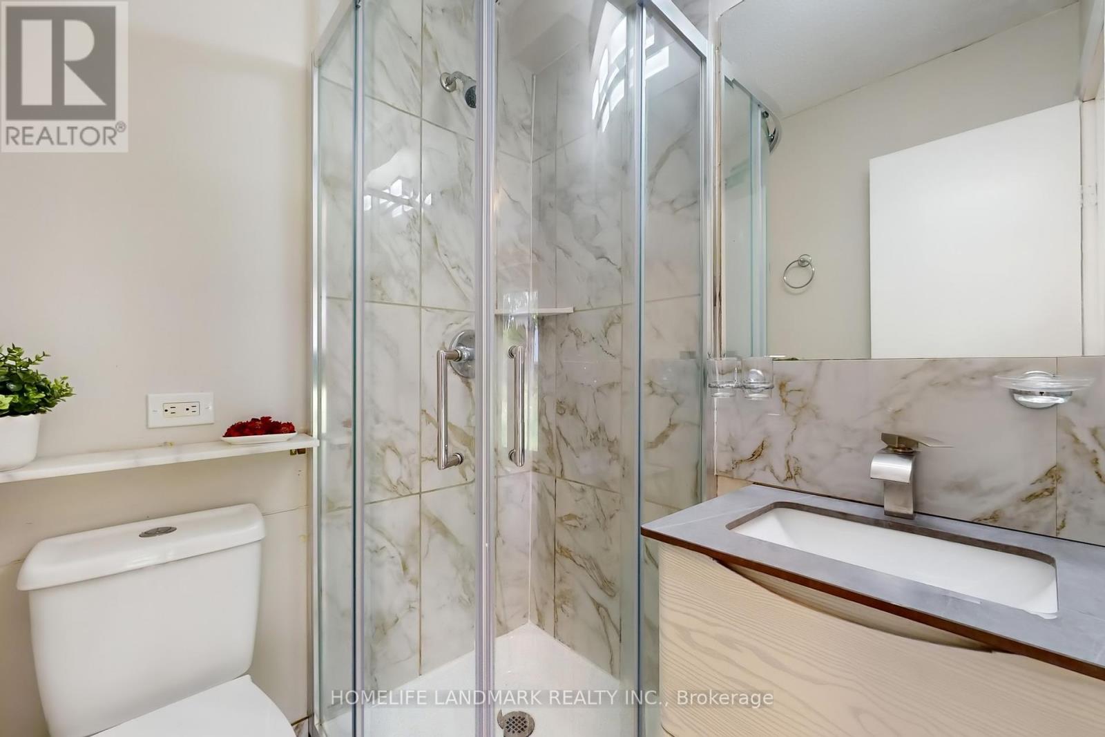 2203 Council Ring Road, Mississauga, Ontario  L5L 1B6 - Photo 28 - W12425773